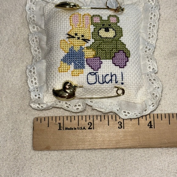 Handmade cross-stitch Pin‎ cushion Bear & Bunny "ouch" Cottagecore 4"x4" - Picture 6 of 7